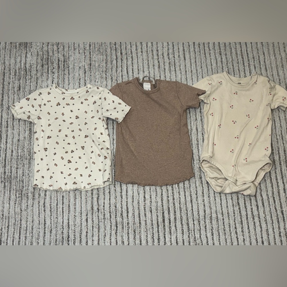 H&M Toddler 18M Bundle Tops Bodysuit Neutral 3 Piece